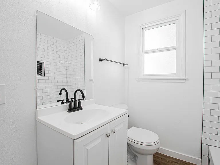 8748.5 Belford Ave #8748.5 — Photo 23