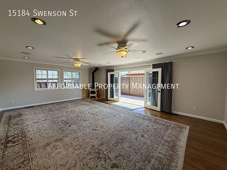 15184 Swenson St — Photo 11