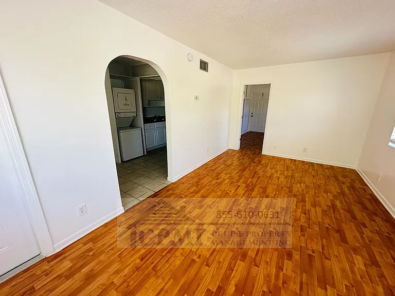 401 S Lakeside Dr Lake Worth, FL 33460 — Photo 12