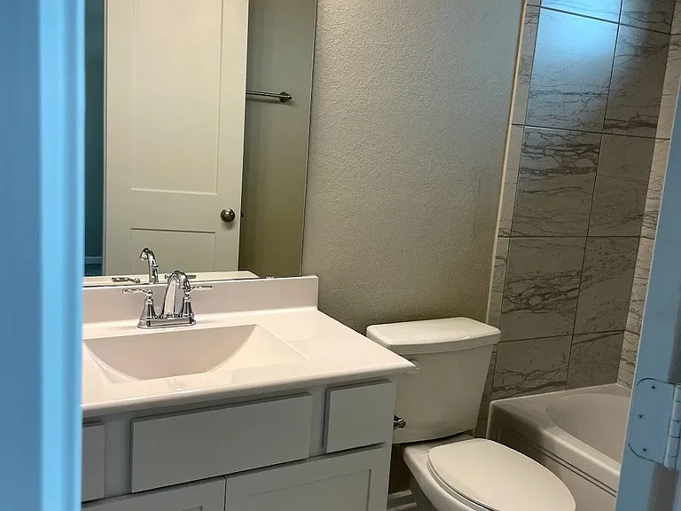 2507 Manor Valley Ct — Photo 22