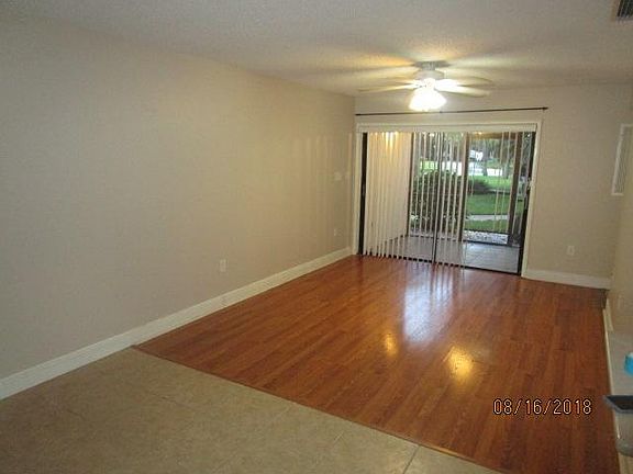 4th image of 3578 Southpointe Dr