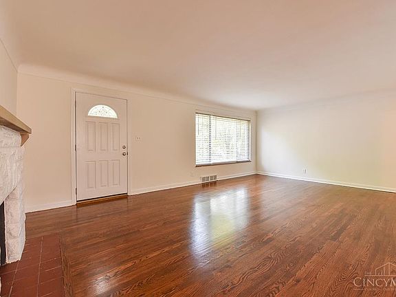 5th image of 2222 Forestlake Dr