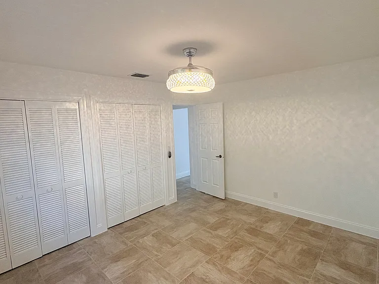 1128 Rainwood Cir — Photo 6