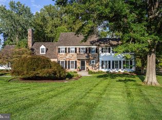 15 Rabbit Run Rd, Malvern, PA 19355