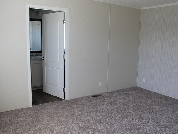 5th image of 254 Bayberry Ln