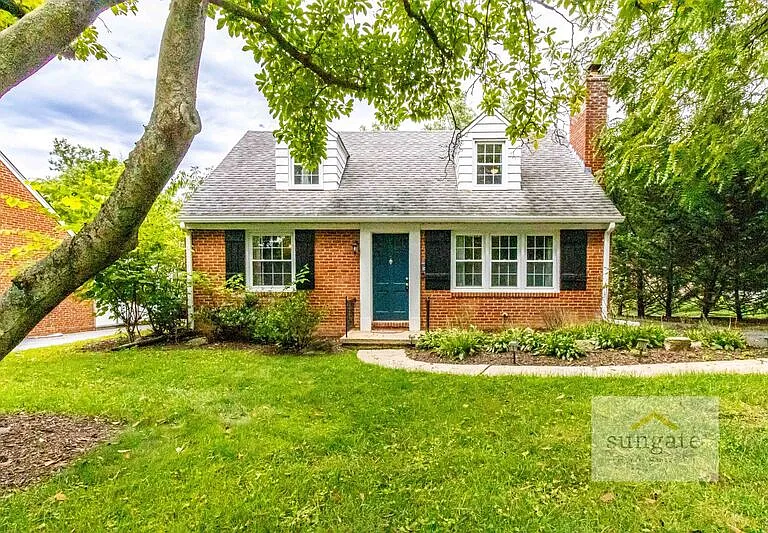 326 Lincoln Ave — Photo 1