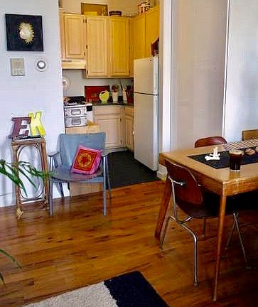 5th image of 419 Myrtle Ave APT 4