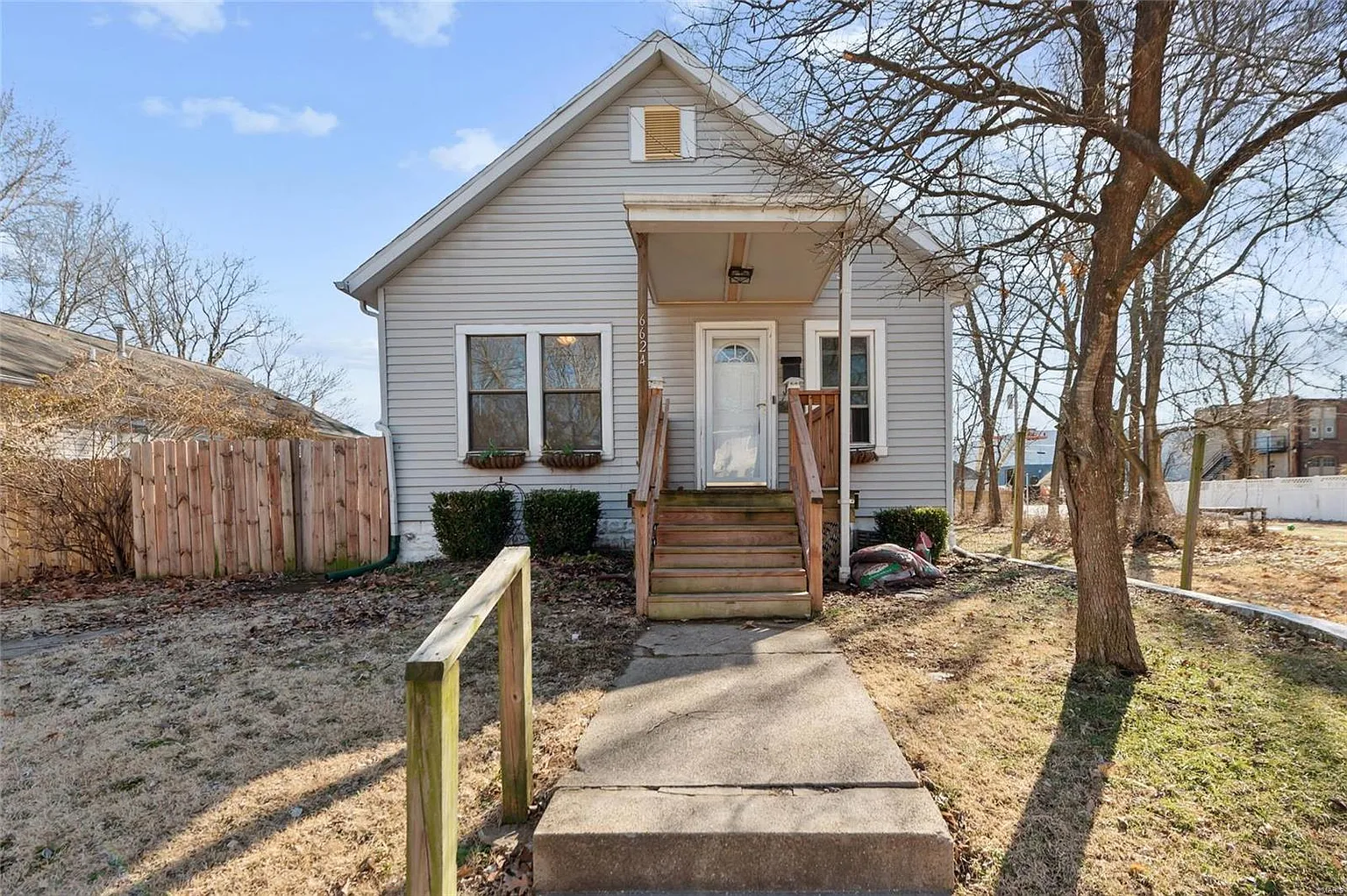 6624 Chamberlain Ave photo 1