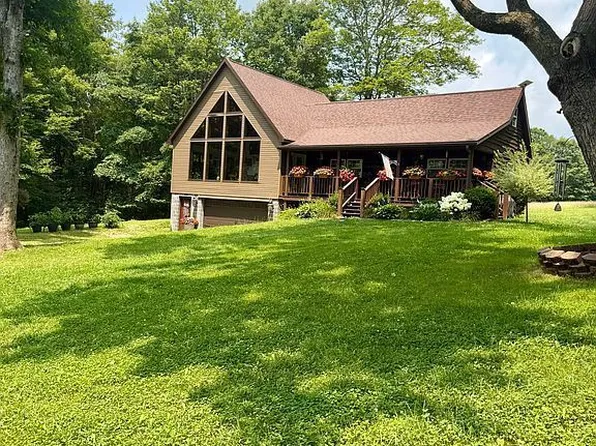 88 White Durschlag Rd, Gibbon Glade, PA 15440