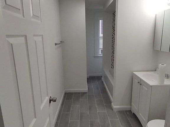 2nd image of 14 Harlow St #1