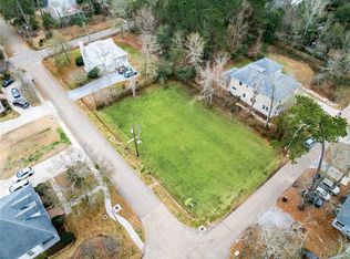 637 Ramon St, Mandeville, LA 70448