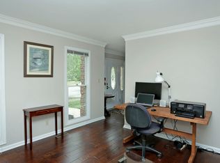 1301 Glenview Dr, Lexington, KY 40514