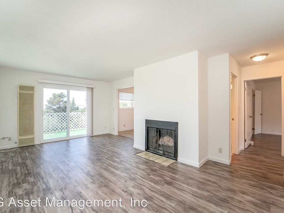 1st image of 2041 Miramonte Ave APT 16