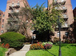 2337 Hudson Ter APT C14, Fort Lee, NJ 07024