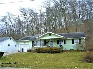 215 School St, Bremen, OH