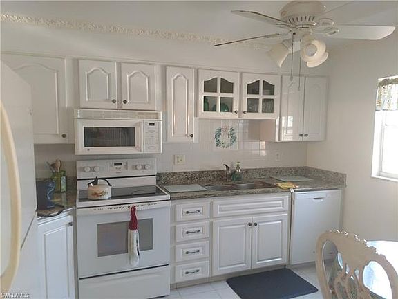 3rd image of 1458 Myerlee Country Club Blvd