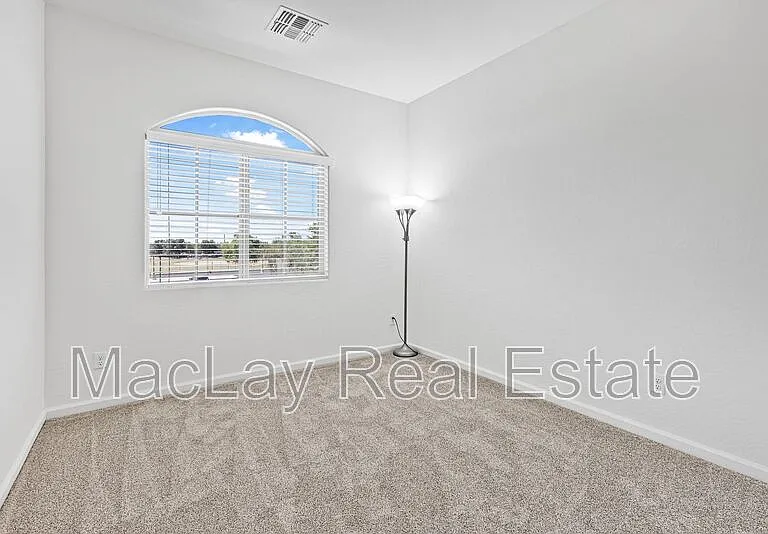 3263 S Miller Dr — Photo 24