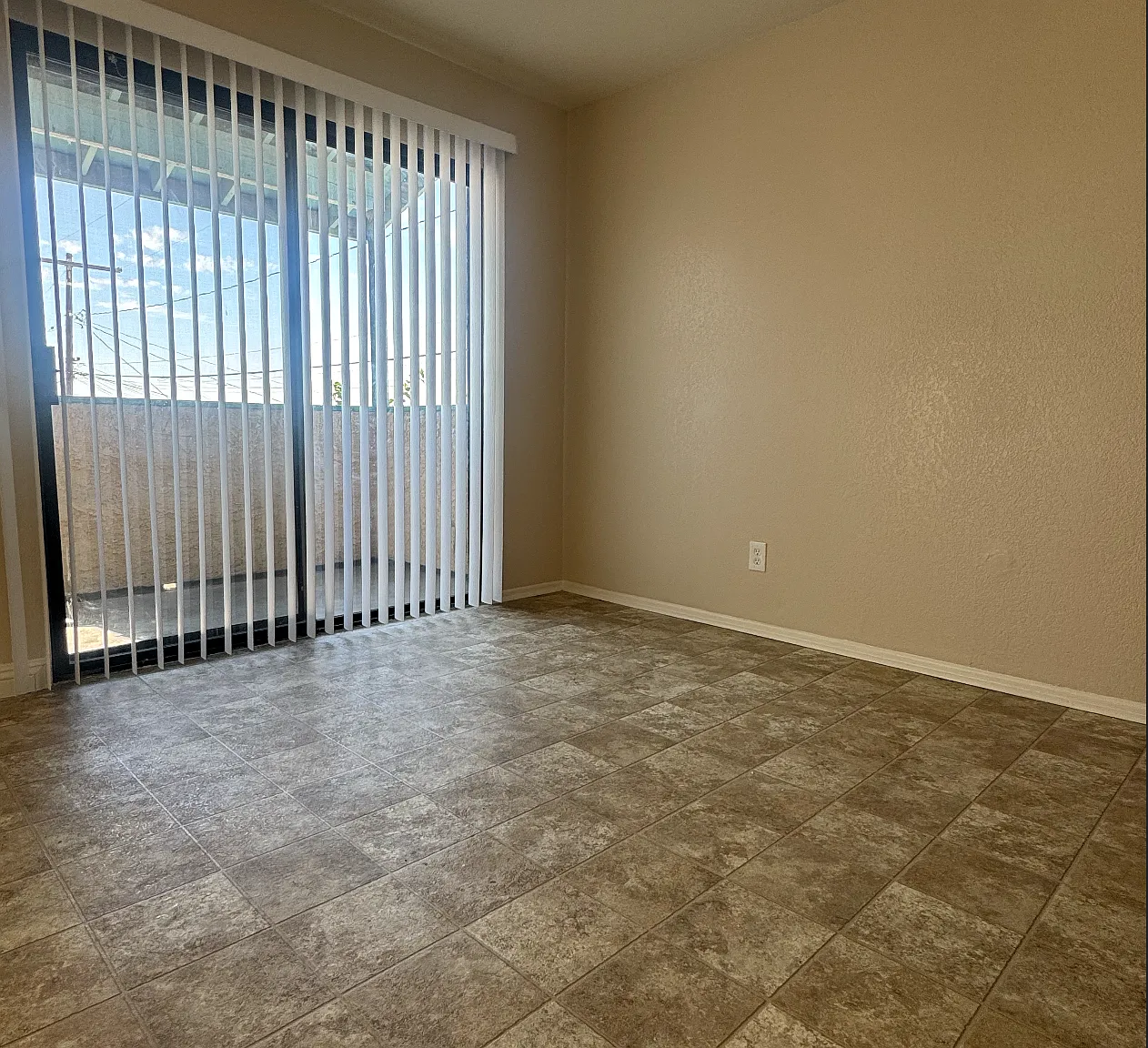 2 bed, $1,780 — Photo 2