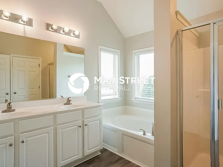 Main Bathroom