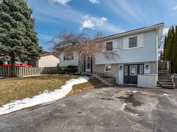 2431 Mountland Dr, Peterborough, ON K9K 1V8