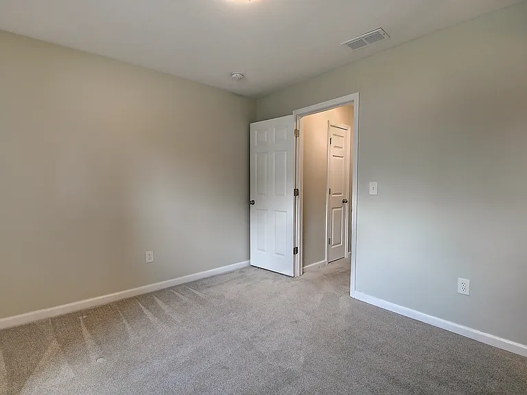 2221 Bellefontaine St — Photo 22