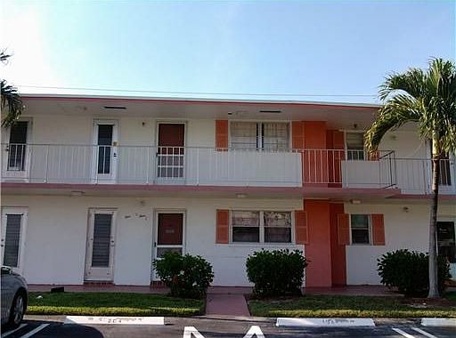 1st image of 1111 Lake Ter APT 204