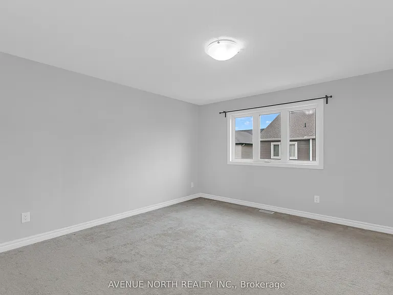 940 Kilbirnie Dr — Photo 32