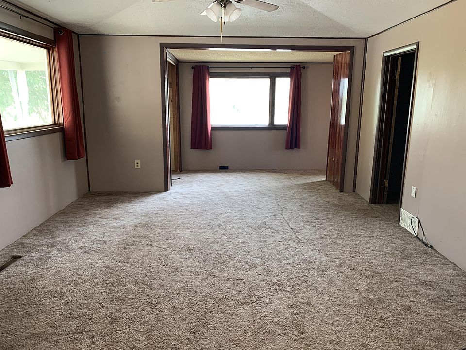 1st image of 290 Montana Ave