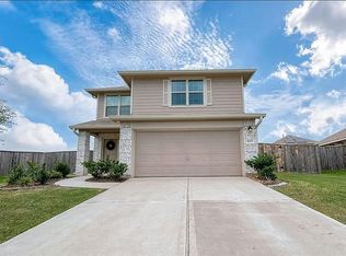 8634 Wooster Trails Dr, Baytown, TX 77521