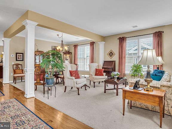 5th image of 298 Founders Way