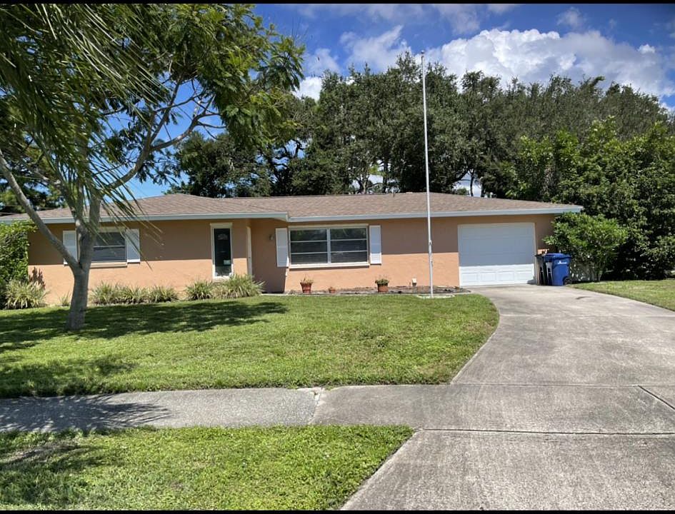 1st image of 3383 Kenmore Dr