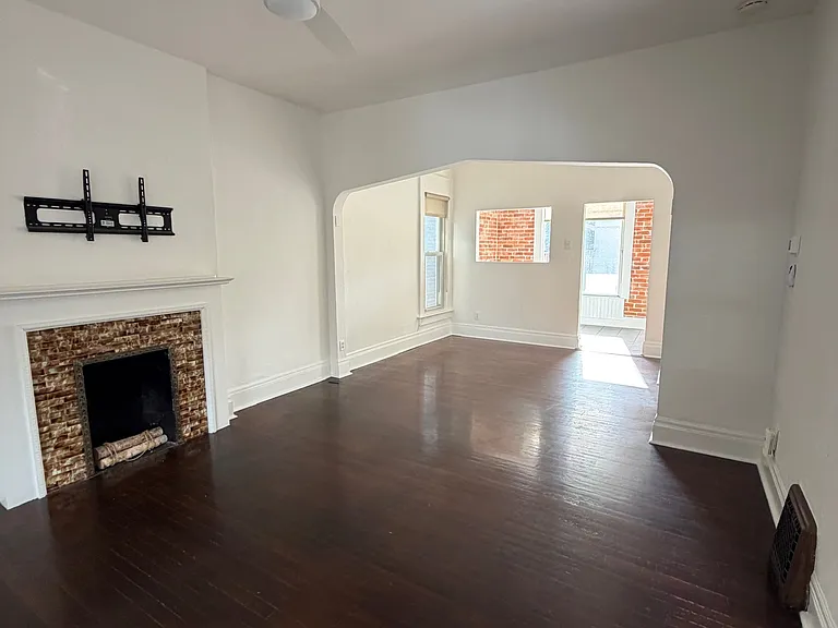 1429 Milwaukee St — Photo 14