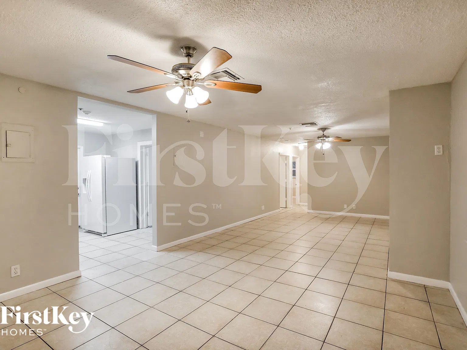 5 bed, 2.0 bath, 1218 sqft, $2,500 — Photo 4