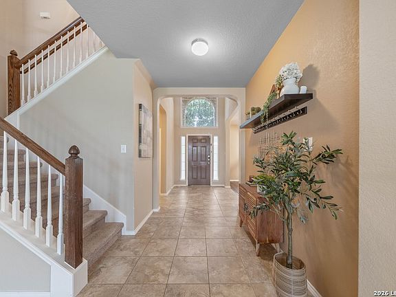 3rd image of 226 Kensington