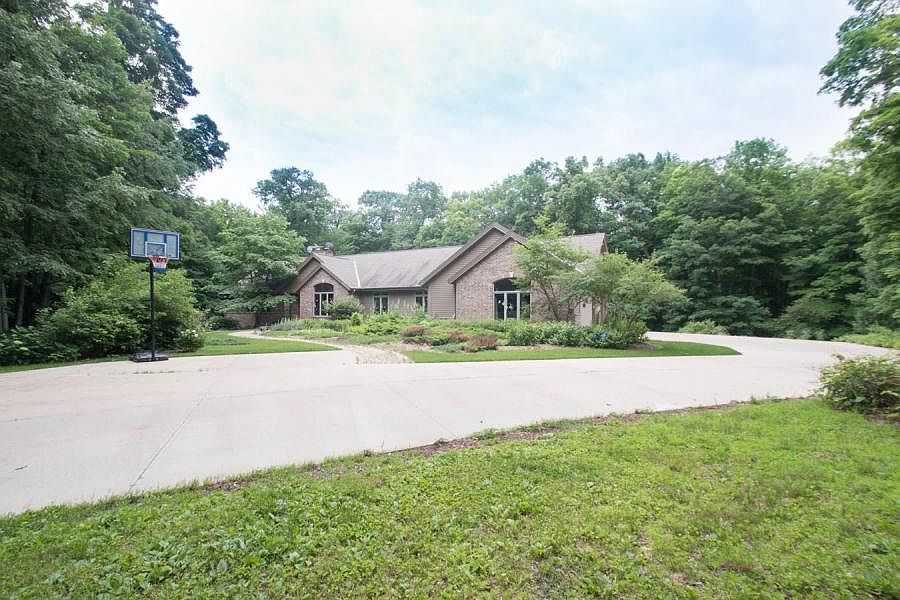 1st image of 5721 Kettle Wood Ct