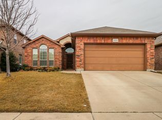 2233 Frosted Willow Ln, Fort Worth, TX 76177