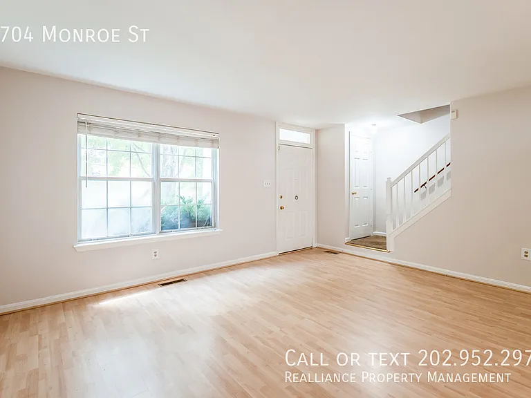 5704 Monroe St — Photo 1