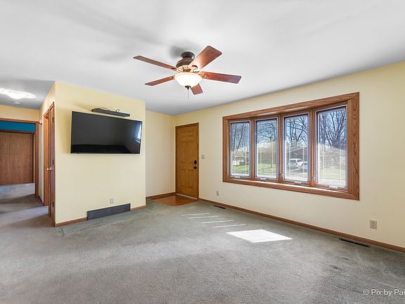 4th image of 5528 Pebble Creek Trl