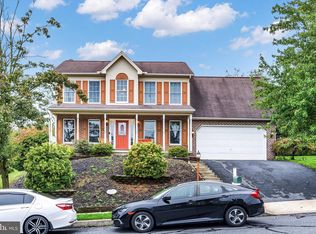 3 Dewberry Ct, Mechanicsburg, PA 17055