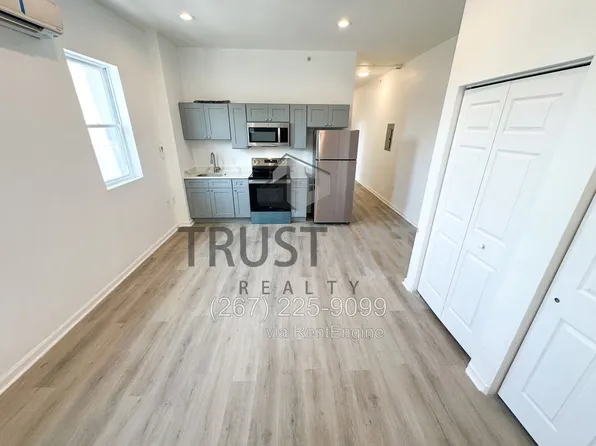 2431 N 26th St #1, Philadelphia, PA 19132