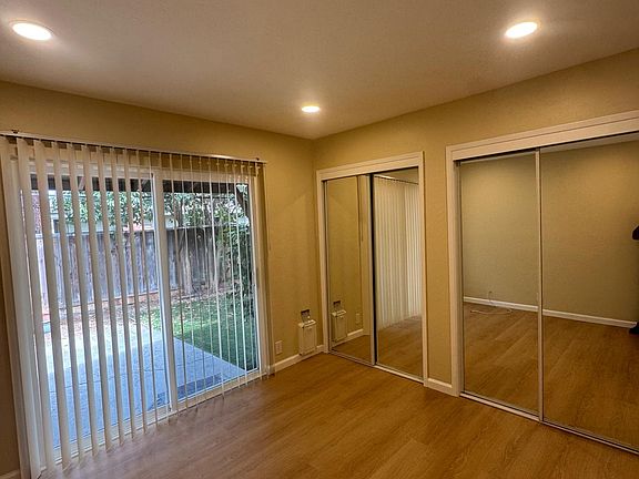 4th image of 590 Hazel Dell Way APT 3