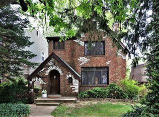 1129 Terrace Dr, Saint Louis, MO 63117