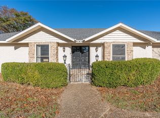 7107 Riviera Dr, Fort Smith, AR 72903