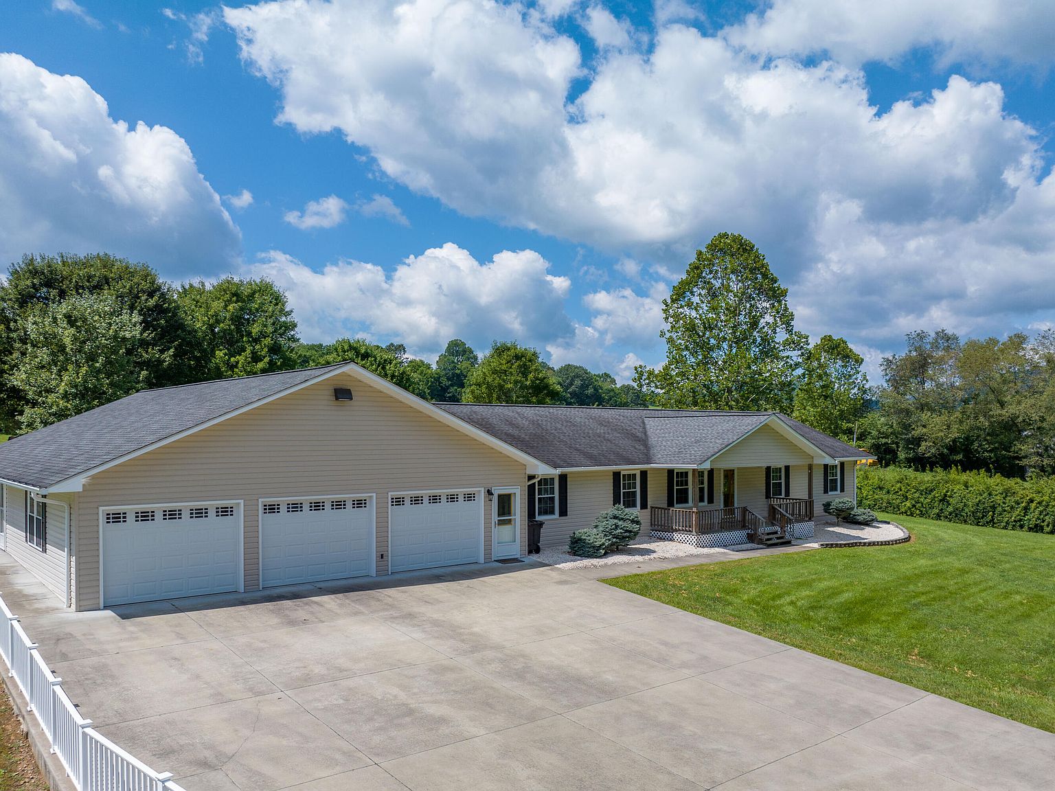 1280 Stout Branch Rd, Mountain City, TN 37683 MLS 9955854 Zillow