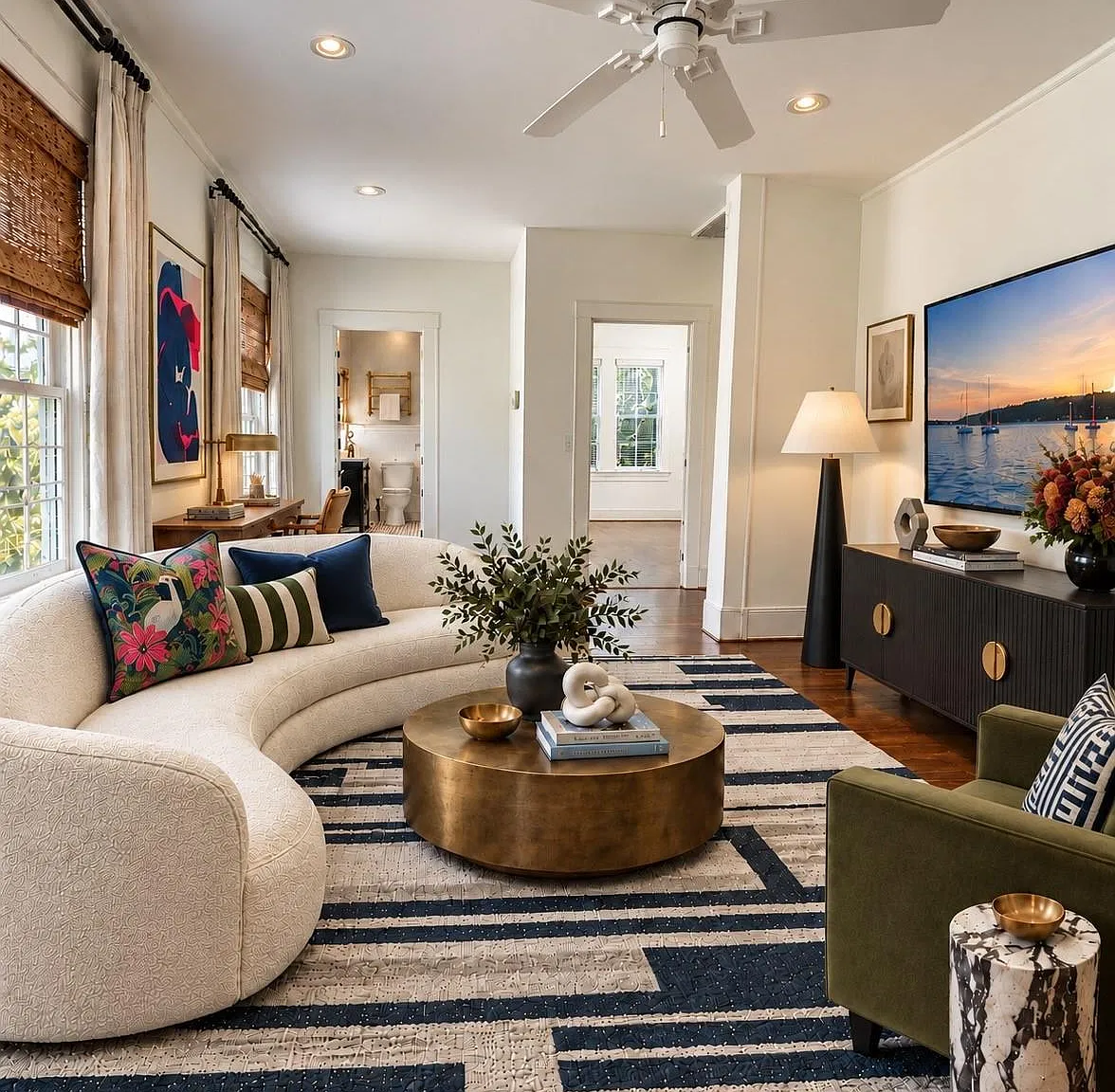 1 bed, 1.0 bath, 768 sqft, $1,950 — Photo 1