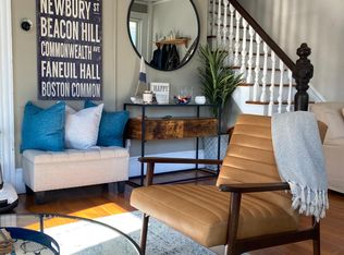 9 Carroll Ave #B, Newport, RI 02840