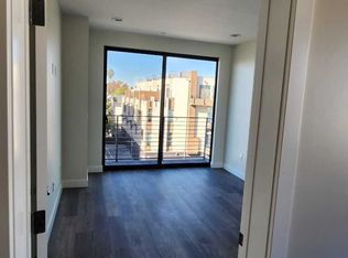 5232 Willowcrest Ave #3, North Hollywood, CA 91601