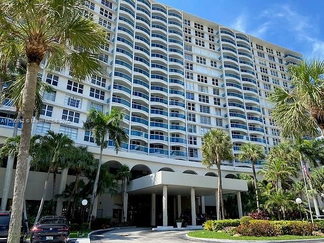 1st image of 3800 S Ocean Dr APT 1724