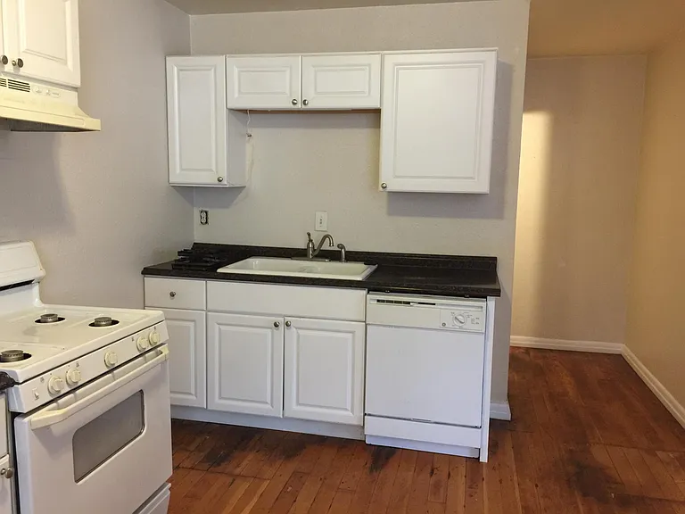 706 S 9th St #2 — Photo 1