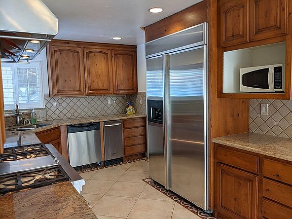 Kitchen - 2
